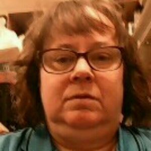 Meet your Posher, Paula